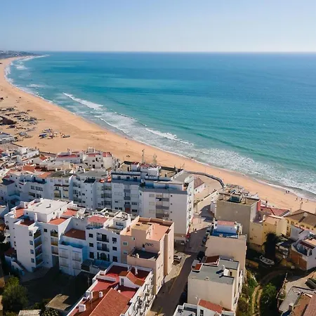 Apartament View 2 Bdr W/balcony By Lovelystay